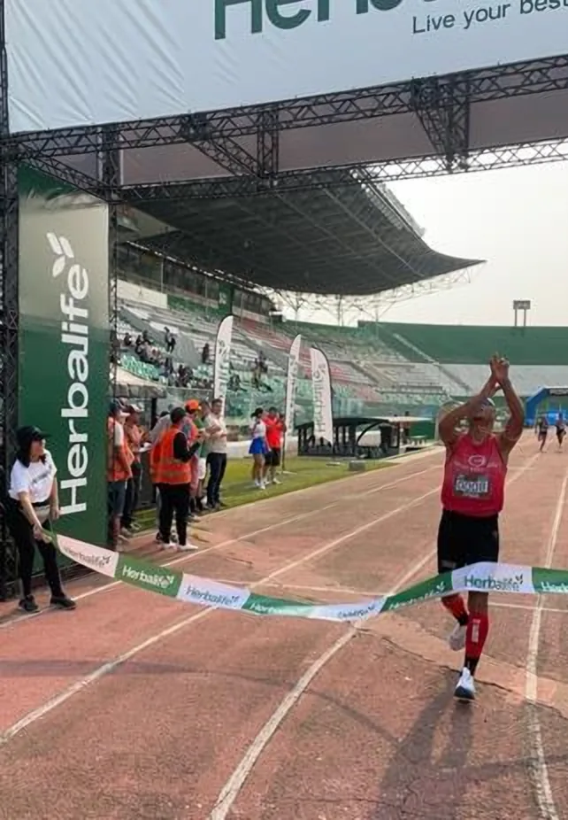 Herbalife · Race finish line