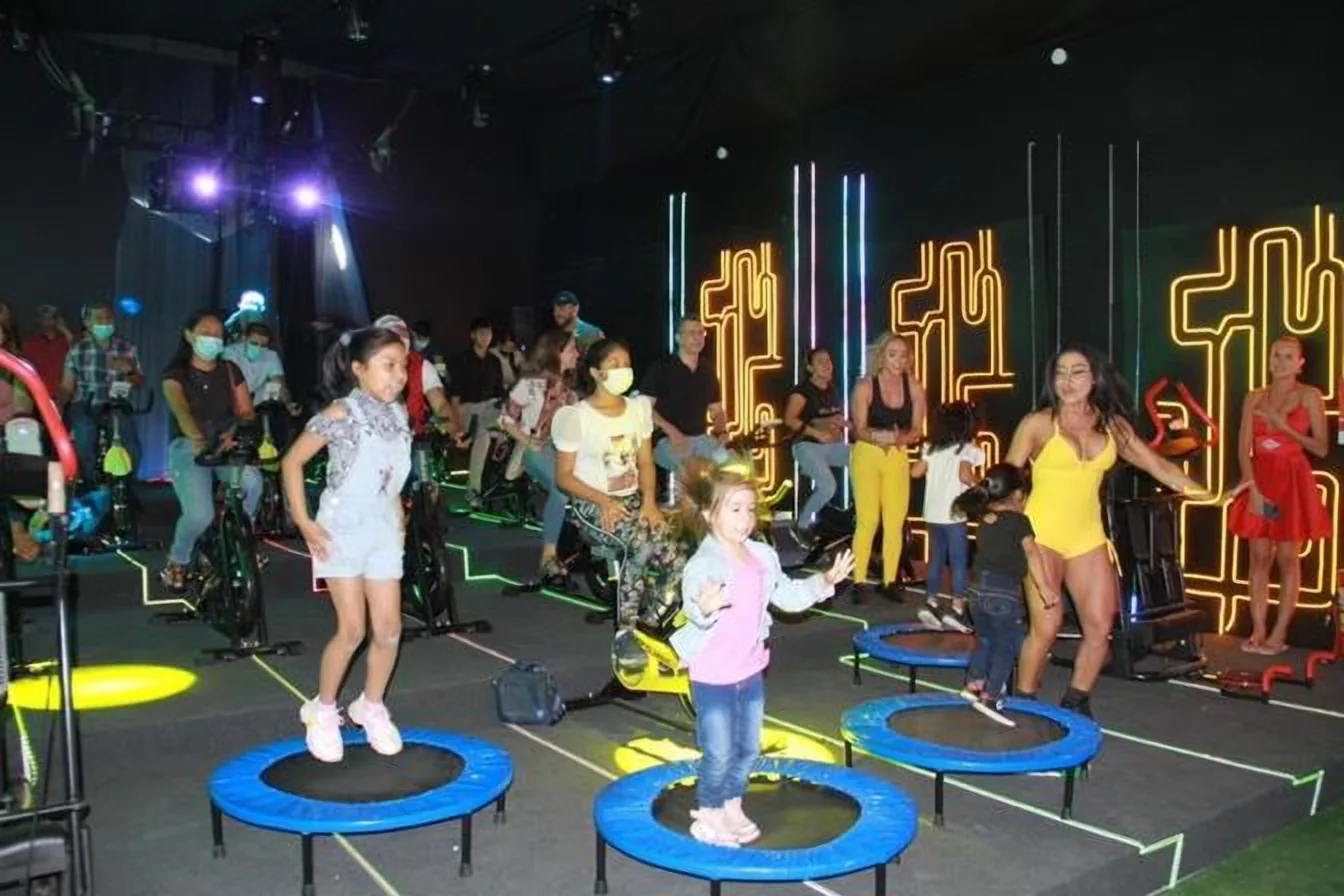 Live show with trampolines
